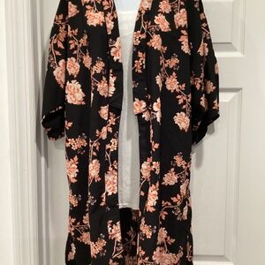 Cotton On floral kimono